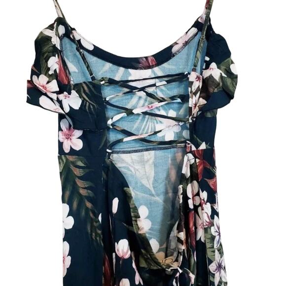 Chaser Floral Ruffle Front Tie Back Maxi Dress, Size Medium New with Tag - Picture 5 of 15